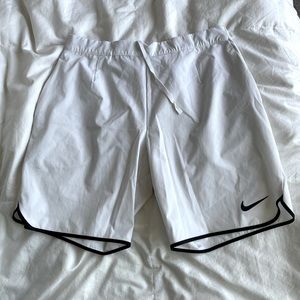 Nike Gladiator Tennis Short - white/large